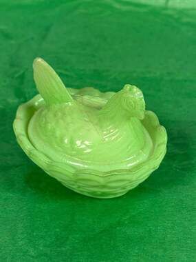 Vintage Mosser Glass Miniature Green Hen on Nest Salt Cellar Dish